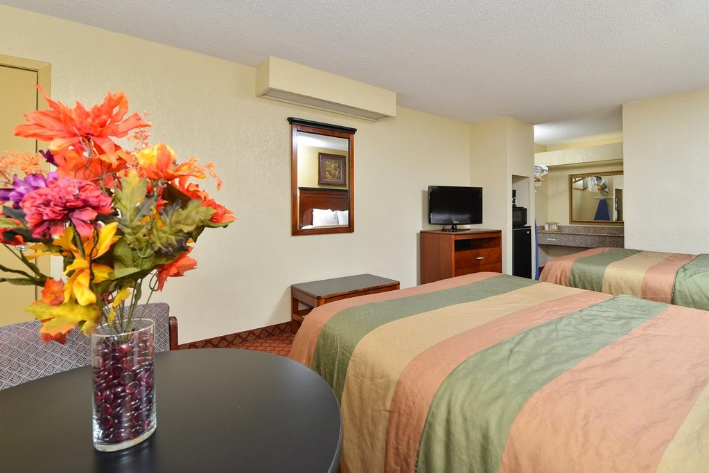 Americas Best Value Inn - Brookhaven Quarto foto